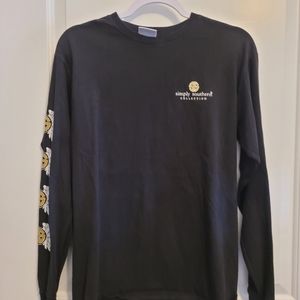 Women's simply Southern size medium